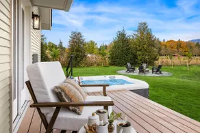 Farmhouse, Skagit River Access, Hot Tub, Fire Pit - Image 3