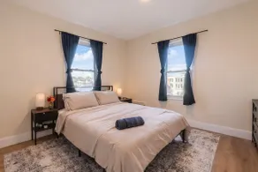 Luxury Boston Getaway •4BR/2BA •Sleeps 9 •Parking - Image 3