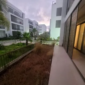 Apartment in Marina Salé - Image 3