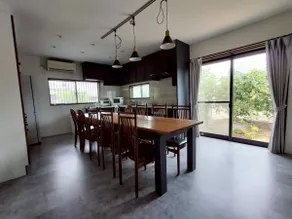 Seaside whole house · BBQ & pizza oven · sleeps 12 - Image 2