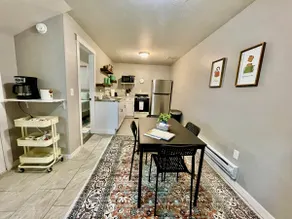 Stay on Spring #1 • Spacious • Pet-Friendly • DTSF - Image 3