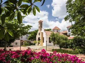 Cadaqués Caribbean Beach Condo - Image 3