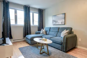 3BR 6Beds 5min Walk Metro Free Parking Place Bell - Image 3