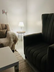 A studio equipped for a comfortable and distinctive stay - Image 2