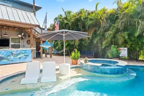 Pool Paradise - Gym, Sauna, Bar - Image 2