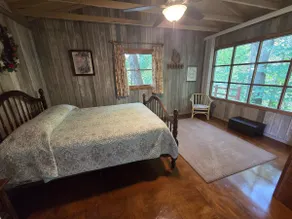 Efred's Cabin - Image 5