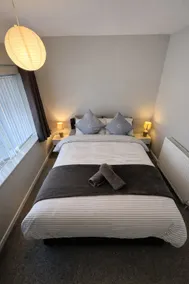 3BR Superhost Home | NEC & Airport | Parking - Image 3