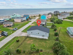Beachfront/Free Golf Cart! Hot Tub! Pets. King bed - Image 5