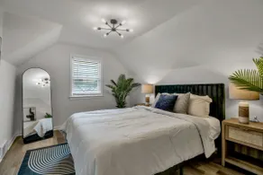 *Modern Home 3 min From Airport! - Image 4