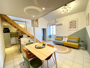 ”The Unmissable” its Mezzanine in the Heart + Air Conditioning - Image 3
