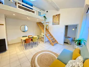 ”The Unmissable” its Mezzanine in the Heart + Air Conditioning - Image 2