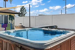 10min to BEACH+PIER! Hot Tub / Theater / Fire Pit - Image 3