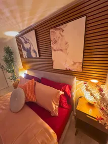 Entire 2-Bedroom House-20 mins to Manhattan by bus - Image 4