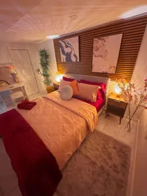 Entire 2-Bedroom House-20 mins to Manhattan by bus - Image 5
