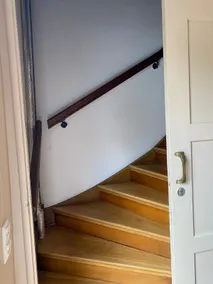 Living in a historic inn - Image 3
