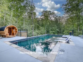 Pool•Sauna•Treetop Playground•Outdoor Fireplace - Image 5