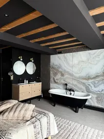 Lovers' bedroom - Image 4