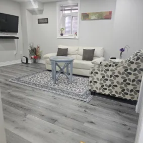 Elegant 2 Bedroom Guest Suite - Image 4