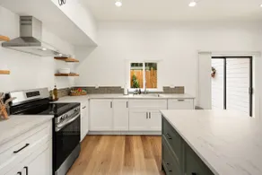 The Cottage - Image 4