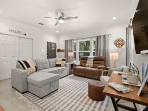 Peaceful Pines Bungalow - Image 3
