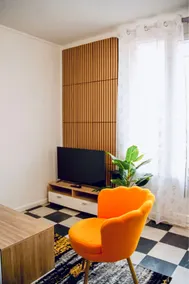 Spacious, bright, cozy 3-bedroom apartment, close to the hospital center - Image 3