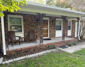 Newly renovated home! - Image 3