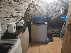 apartment sleeps 6 - Image 5