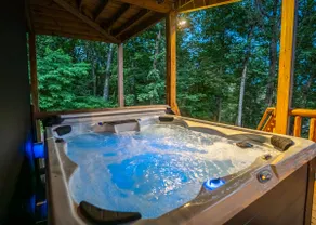 New Build! Log Cabin with Hot Tub in Wintergreen - Image 5