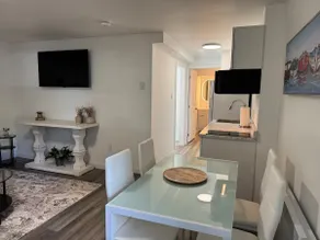 Pakenham Garden Apartment - Image 2