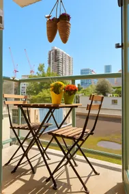 Cozy Beach Getaway Near Seawall - Image 3