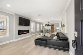 Spacious Houston 3Bed3 Bath Family Townhome - Image 2