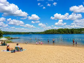 Lake Retreat w/ Beach, Pool, Tennis, Game Room - Image 5