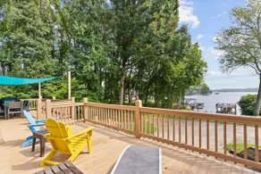 New Lakefront Getaway on Lake Norman - Image 3