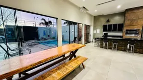 Beautiful House, 3 suites + 1 bedroom. - Image 5