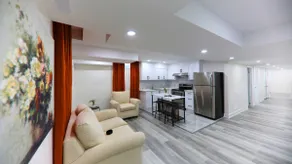 Clean & Cozy Home Near Downtown - Image 2