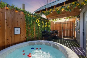 The Little Hideout ”HOT TUB” - Image 2