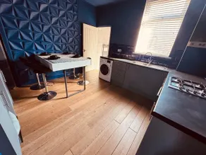 Hamish's Hideout - Image 3