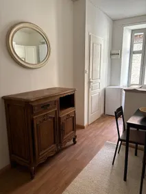 Downtown apartment - Image 3