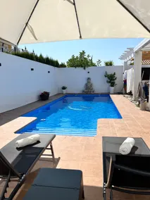 Lovely detached villa with private pool and hottub (Nov-April). Pet-friendly! - Image 2