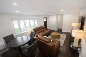 3BR Family Home Near BWI•Fenced Yard• Parking•WiFi - Image 3