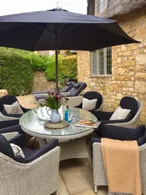 Enchanting cottage in the heart of Chipping Campden - Image 2