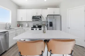 Cozy Townhouse Close to Downtown LNK - Image 2