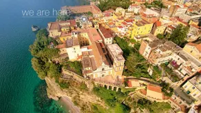 Couples Escape on the Sorrento Coast, Roman Arch - Image 4