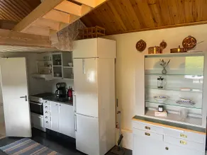 Cabin with sleeping loft - Image 5