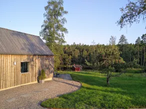 Accommodation by forest lake - Image 5