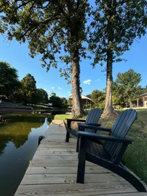 Lake Front 4BR + Dock & Paddle Boards, Water front - Image 2