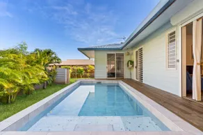 Ferienwohnung mit privatem Pool und Garten - Image 3