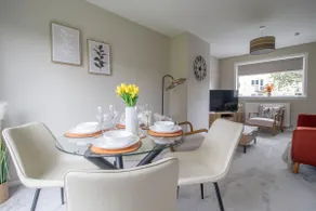 Gray House -Modern 2BR close to Loch Lomond - Image 3