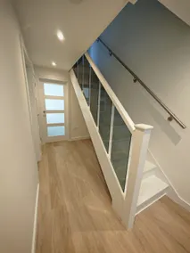 Cozy corner 2 bedroom house - Image 2