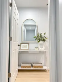 Private Smithfield Guest Suite - Image 5